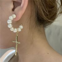 Retro C-shaped Cross Freshwater Pearl Earrings main image 3