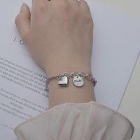 Bracelet En Acier Inoxydable Carte Ronde Simple Lettre Coeur main image 1