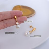 Pendientes Sencillos De Circonitas Con Perlas Y Gotas De Agua main image 3