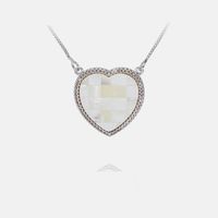 Simple Fashion Heart-shaped Zircon Shell Pendant Necklace main image 1