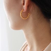 Nihaojewelry Jewelry Wholesale Simple Twist C-shaped Copper Arrings main image 5