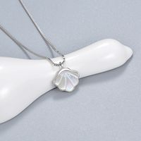 Nihaojewelry S925 Silver Shell Pendant Clavicle Chain Necklace Wholesale Jewelry main image 5