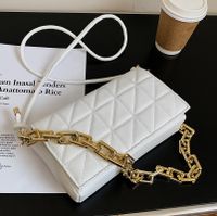 Nihaojewelry Korean Style Lattice Thick Chain Single Shoulder Underarm Handbag Wholesale main image 5