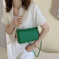 Nihaojewelry Korean Style Lattice Thick Chain Single Shoulder Underarm Handbag Wholesale sku image 3