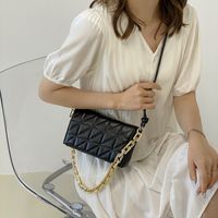 Nihaojewelry Korean Style Lattice Thick Chain Single Shoulder Underarm Handbag Wholesale sku image 4