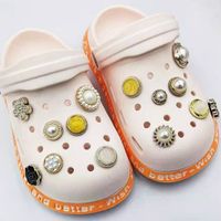 Nihaojewelry Retro Rhinestones Flower Gems Pearls Shoes Buckle Wholesale Accessories sku image 1