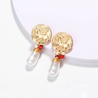 Nihaojewelry Fashion Pony Round Imitation Pearl Earrings Wholesale Jewelry main image 4