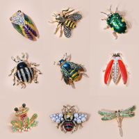 Wholesale Jewelry Insects Diamond Frog Dragonfly Brooch Nihaojewelry main image 1