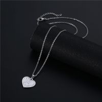 الجملة مجوهرات بسيطة على شكل قلب مطعمة الماس قلادة الفولاذ المقاوم للصدأ قلادة Nihaojewelry main image 5