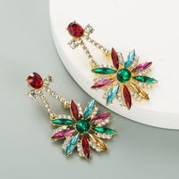 Nihaojewelry Mode Couleur Strass Fleur Alliage Boucles D&#39;oreilles Bijoux En Gros sku image 3