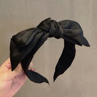 Nihaojewelry Korean Style Bowknot Solid Color Satin Wide-sided Headband Wholesale Jewelry sku image 2