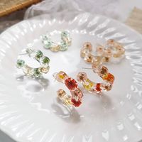 Nihaojewelry Wholesale Jewelry Retro C-shaped Transparent Flower Acrylic Earrings main image 5