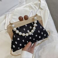 Wholesale Printed Pearl Wooden Clip Cross-body Bag Nihaojewelry sku image 6