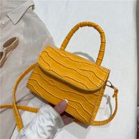 Nihaojewelry Korean Style Stone Pattern Chain Shoulder Messenger Handbags sku image 2