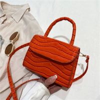 Nihaojewelry Korean Style Steinmuster Kette Schulter Messenger Handtaschen sku image 5
