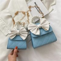 Nihaojewelry Retro Rhombus Chain Bow Pearl Messenger Bolso Al Por Mayor sku image 4