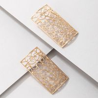 Nihaojewelry Bijoux En Gros Nouvelles Boucles D&#39;oreilles À Motif Creux Carré Rétro main image 2