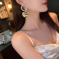 Nihaojewelry Gros Bijoux En Métal Simple Coeur Perle Grandes Boucles D'oreilles main image 3