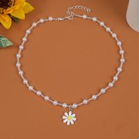 Großhandel Schmuck Handgemachte Perlenblume Anhänger Halskette Nihaojewelry main image 3