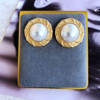 Vente En Gros Bijoux Rétro Perle Coeur Forme Géométrique Boucles D&#39;oreilles Nihaojewelry main image 4