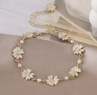 Wholesale Jewelry Simple Small Daisy Bracelet Nihaojewelry main image 2