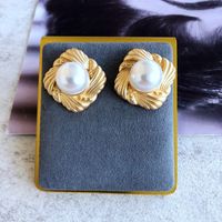Wholesale Jewelry Retro Pearl Heart Geometric Shape Earrings Nihaojewelry sku image 1