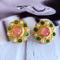 Wholesale Jewelry Retro Inlaid Color Pearl Stud Earrings Nihaojewelry sku image 1