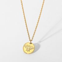 Nihaojewelry Wholesale Jewelry Retro Bee Round Pendant Golden Stainless Steel Necklace main image 6