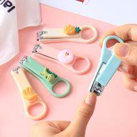 Wholesale Accessories Cute Strawberry Mini Nail Clippers Nihaojewelry main image 1