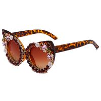 Wholesale Cat's Eye Frame Inlaid Diamond Sunglasses Nihaojewelry main image 5
