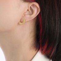 Nihaojewelry Wholesale Jewelry Retro Creative C-shaped 18k Gold Titanium Steel Earrings sku image 3