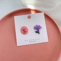Nihaojewelry Wholesale Jewelry Simple Asymmetrical Hit Color Flower Stud Earrings sku image 2