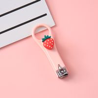Wholesale Accessories Cute Strawberry Mini Nail Clippers Nihaojewelry sku image 2