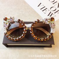 Wholesale Cat's Eye Frame Inlaid Diamond Sunglasses Nihaojewelry sku image 2