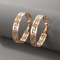 Nihaojewelry Bijoux En Gros Nouvelles Boucles D&#39;oreilles Simples En Métal À Motif Creux Circulaire sku image 1
