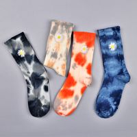 Nihaojewelry Tie-dye Embroidery Daisy Middle Tube High-top Cotton Socks Wholesale main image 5