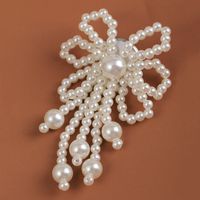 Nihaojewelry Wholesale Jewelry Simple Hand-woven Flower Pearl Earrings main image 3