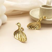Nihaojewelry Wholesale Jewelry Korean Fishtail 18k Gold-plated Copper Stud Earrings main image 3