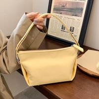 Nihaojewelry Wholesale Fashion Solid Color Zipper Handbag main image 3