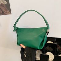 Nihaojewelry Wholesale Fashion Solid Color Zipper Handbag main image 4