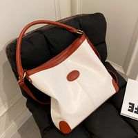 Wholesale Simple Clashing Color One-shoulder Tote Bag Nihaojewelry main image 3
