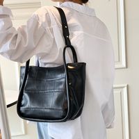 Wholesale Soft Surface Large-capacity Fashion Shoulder Tote Bag Nihaojewelry sku image 3