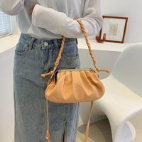 Wholesale Korean Style Pleated Single Shoulder Messenger Cloud Bag Nihaojewelry sku image 5