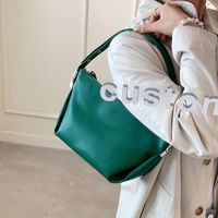 Nihaojewelry Wholesale Fashion Solid Color Zipper Handbag sku image 3