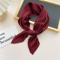 Nihaojewelry Wholesale Simple Fold Solid Color Small Square Scarf sku image 2