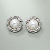 Wholesale Jewelry Baroque Pearl Winding Stud Earrings Nihaojewelry main image 3