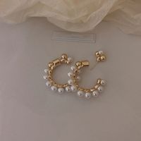 Wholesale Jewelry Retro C-shaped Pearl Earrings Nihaojewelry main image 5