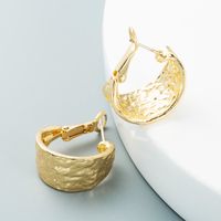 Vente En Gros Bijoux Simples Boucles D&#39;oreilles Creuses En Forme De C Nihaojewelry main image 3