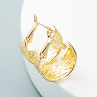 Vente En Gros Bijoux Simples Boucles D&#39;oreilles Creuses En Forme De C Nihaojewelry sku image 1