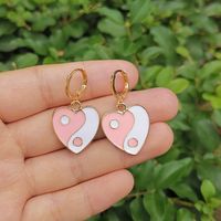 Wholesale Jewelry Heart Flower Tai Chi Oil Dripping Earrings Nihaojewelry sku image 3